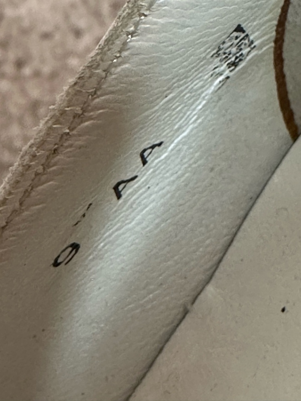 Rangoni White Leather Flats with Navy blue Cap Toe, size 9 AA, New in Box - Picture 6 of 8